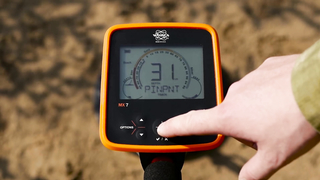 Обзор White's MX7