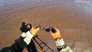 Что делать, если нашли клад? Поиск на пляже